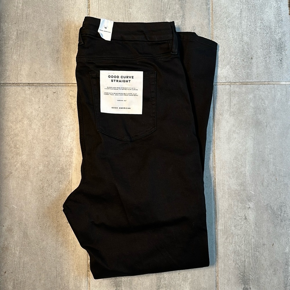 Good American - Good Curve Straight Never Fade Jeans